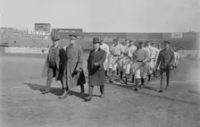 Sgt. Gibson & Yankees, 1917. Creator: Bain News Service