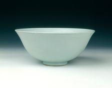 Shufu bowl with peacock amid scrolling peonies, early Ming dynasty, Hongwu period, China, 1368-1398