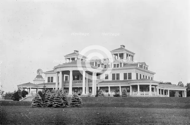 Shadow Lawn, N.J. Summer White House, 1916. Creator: Harris & Ewing.