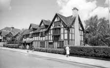 Shakespeare's Birthplace, Stratford-upon-Avon, Warwickshire, 1945-1980. Artist: Eric de Maré