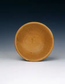 Shallow lead glazed dish, Late Tang dynasty, China, 9th century. Creator: Unknown