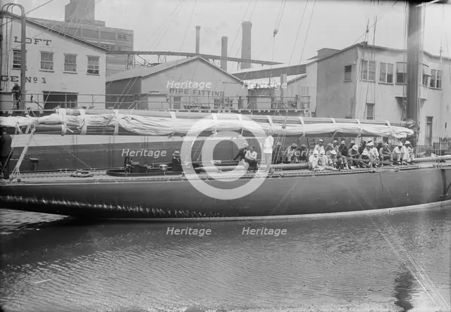 SHAMROCK, between c1915 and c1920. Creator: Bain News Service.