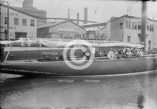 SHAMROCK, between c1915 and c1920. Creator: Bain News Service.