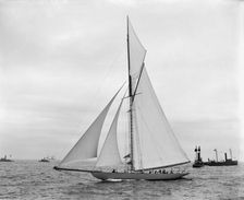 Shamrock I before the start, Oct. 17, 99, c1899. Creator: Unknown