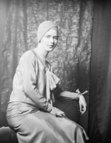Sharpneck, Dorothy, Miss, portrait photograph, 1929 Mar. 2. Creator: Arnold Genthe