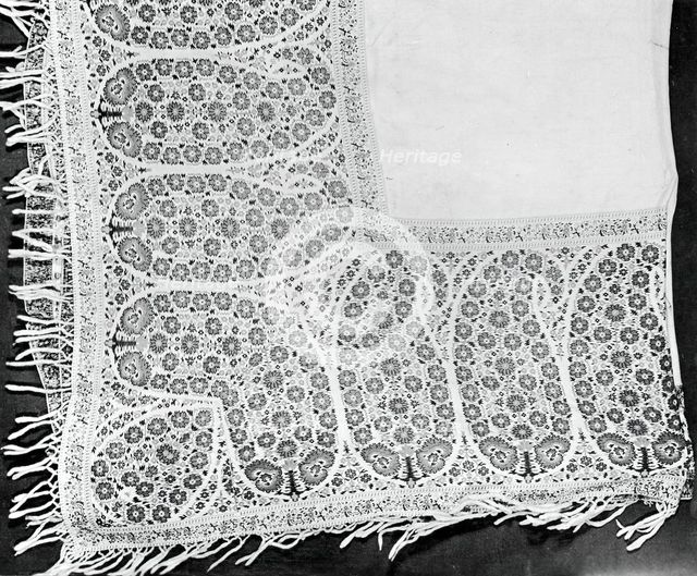 Shawl, England, 1810/15 (reworked 1825/35). Creator: Unknown.