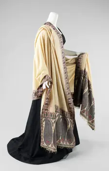 Shawl, Indian, third quarter 19th century. Creator: Unknown