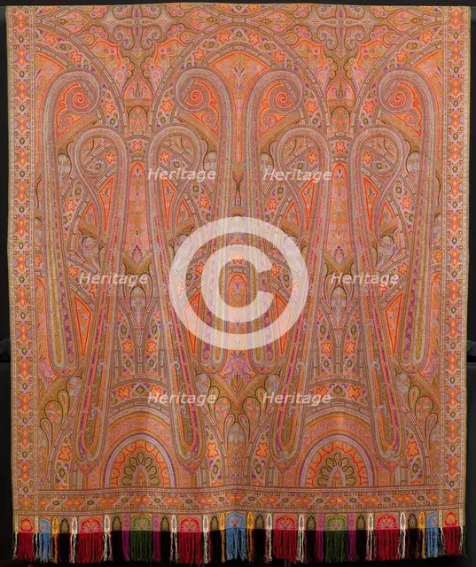 Shawl, Norwich, Late 19th century. Creator: Clabburn, Sons and Crisp.