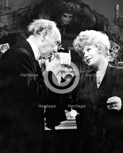 Shelley Winters (1922- ), American actor, and Sir Ralph Richardson (1902-1983), British actor, 1972. Creator: Unknown.