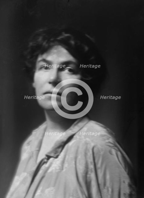 Shelton, Mrs., portrait photograph, 1913 July 17. Creator: Arnold Genthe.