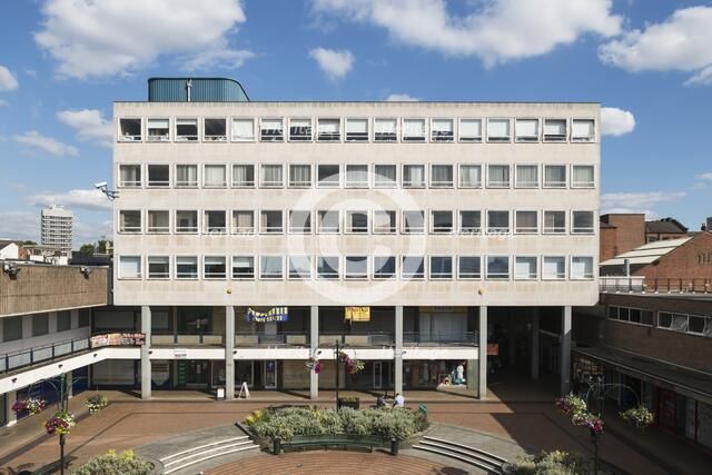 Shelton Square, Coventry, West Midlands, 2014 Artist: Steven Baker.