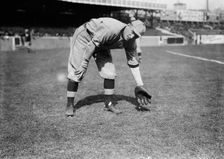 Sherry Magee, Philadelphia, NL (baseball), 1910. Creator: Bain News Service
