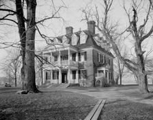 Shirley [Plantation], James River, Va., between 1900 and 1906. Creator: William H. Jackson