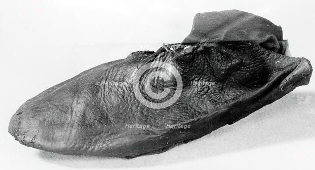 Shoe (Toe), England, 16th century. Creator: Unknown.