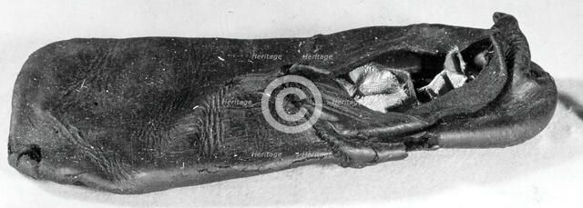 Shoe, England, 16th century. Creator: Unknown.