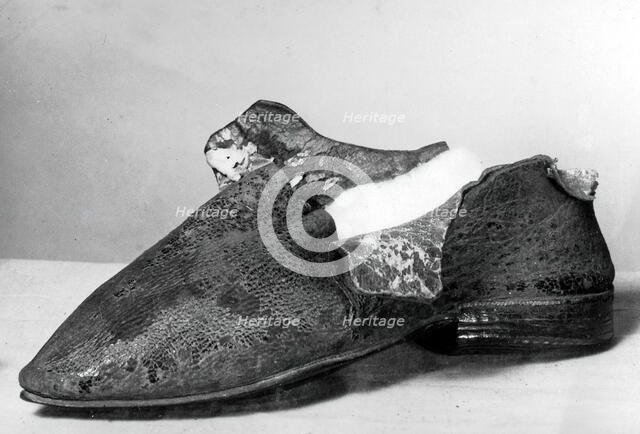 Shoe, England, 17th century. Creator: Unknown.
