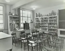 Shop-dressing, Technical Institute for the Distributive Trades, London, 1939