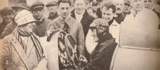 Showing the driving mechanism to interested spectators c1927, (1935)