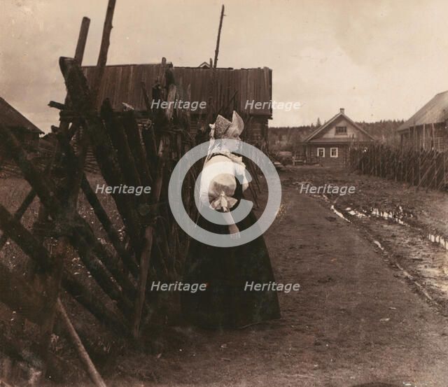 Side view of an antique peasant dress [Russian Empire], 1909. Creator: Sergey Mikhaylovich Prokudin-Gorsky.