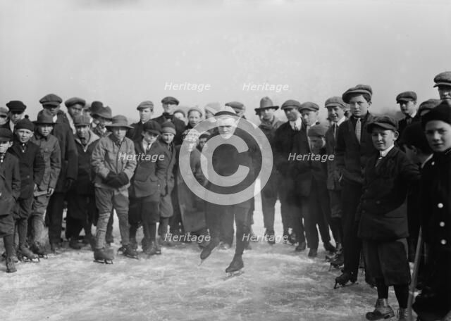 Sidney Davis, between c1910 and c1915. Creator: Bain News Service.