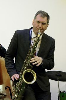 Simon Spillett, NJA fundraising gig, Loughton, Essex, February 11, 2017 Artist: Brian O'Connor