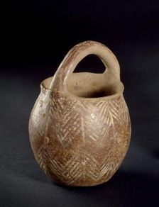 Simple jar with loop handle, PEC C62. Rim A1, Naqada Ic, c3800-3500BC