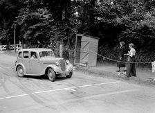 Singer of SGE Tett, winner of a premier award at the MCC Torquay Rally, July 1937. Artist: Bill Brunell