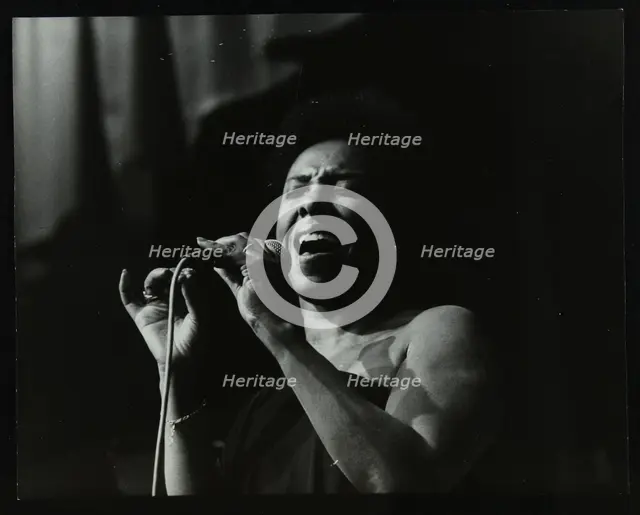 Singer Elaine Delmar performing at Berkhamsted Civic Centre, Hertfordshire, 1986. Creator: Denis Williams.