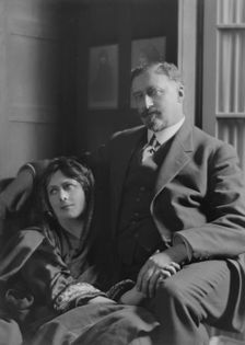 Singer, Paris E., Mr., and Isadora Duncan, portrait photograph, 1916 Sept. 30. Creator: Arnold Genthe