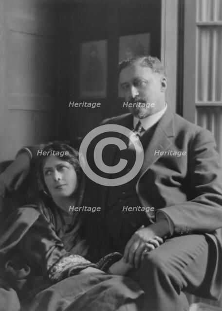 Singer, Paris E., Mr., and Isadora Duncan, portrait photograph, 1916 Sept. 30. Creator: Arnold Genthe.