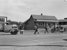 Single itinerant men on way to railroad yard, near Toppenish, Yakima Valley, Washington, 1939. Creator: Dorothea Lange
