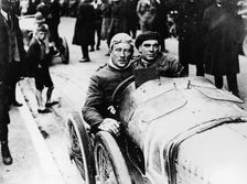 Sir Algernon Lee Guinness at the wheel of a Sunbeam, (c1910-c1920?)