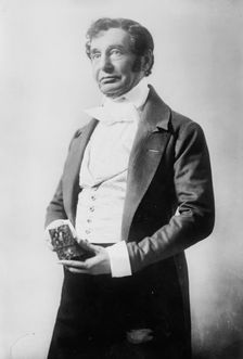 Sir Chas. Wyndham as "Capt. Dudley Smooth", 1911. Creator: Bain News Service