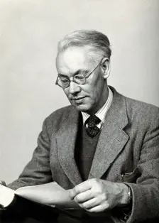 Sir Christopher Howard Andrewes. Creator: Unknown