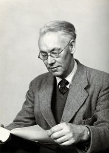 Sir Christopher Howard Andrewes. Creator: Unknown