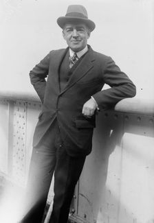 Sir E. Shackleton, between c1915 and c1920. Creator: Bain News Service