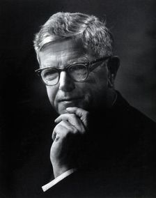 Sir Frank Macfarlane Burnet. Creator: Faingold, Denver
