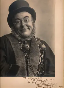 Sir George Edward Wade (1869-1954), in the character of the Mayor of Mudcumdyke, c1912. Artist: Foulsham and Banfield