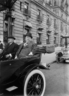 Sir George Reid, Former Australian Premier - Right, with James Oyster, Commr. of D.C., 1912. Creator: Harris & Ewing