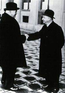 Sir Henry Hallett Dale and Otto Loewi. Creator: Unknown