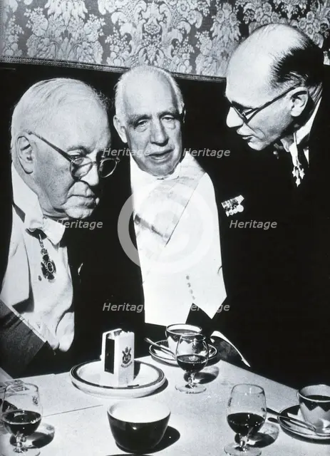 Sir Henry Hallett Dale, Niels Bohr and Sir Michael Perrin, 1956. Creator: Unknown.