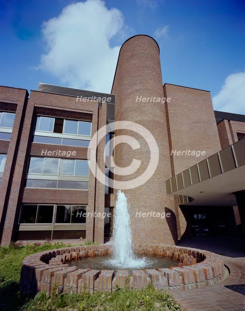 Sir John Laing Building, Page Street, Mill Hill, Barnet, London, 18/05/1981. Creator: John Laing plc.
