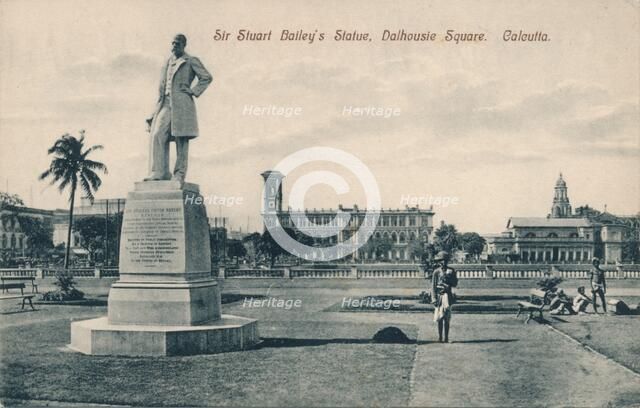 Sir Stuart (Steuart) Bailey's Statue, Dalhousie Square, Calcutta, c1910. Artist: Unknown