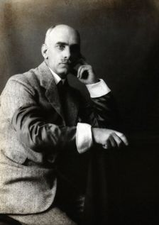 Sir Thomas Lewis. Creator: Unknown