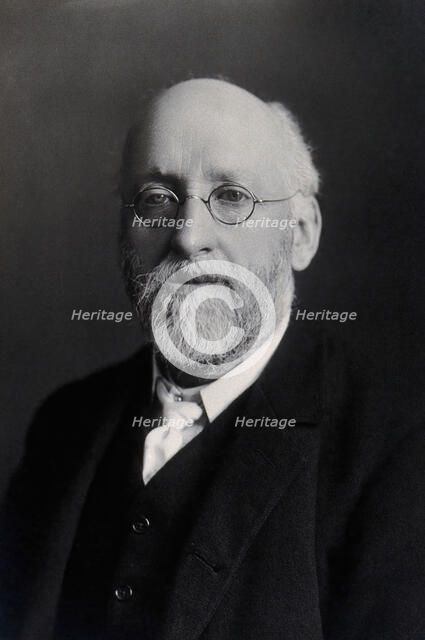 Sir William Maddock Bayliss. Creator: Maull & Fox.