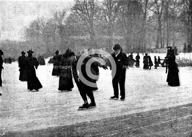 Skating in London: The Serpentine, 1895.  Creator: Russell & Sons.