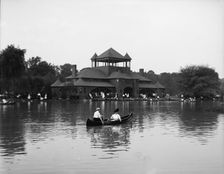 Skating pavilion, Belle Isle Park, Detroit, Mich., between 1900 and 1910. Creator: Unknown