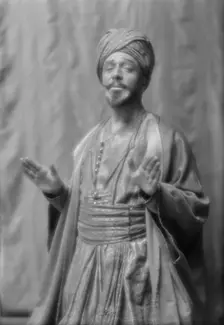 Skinner, Otis, in "Kismet", 1912 Apr. 5. Creator: Arnold Genthe