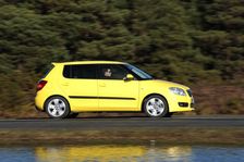 SKODA Fabia 2007. Artist: Simon Clay