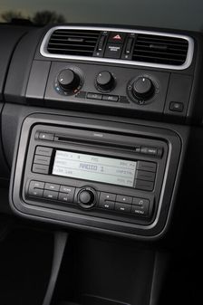 SKODA Fabia 2007. Artist: Simon Clay